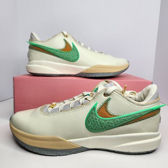 Nike LeBron 20 FAMU Coconut Milk Size 10.5 Men Basektball Shoes